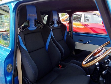 RECARO�i���J���V�[�g�j�@���[�o�[�~�j�@XN12���Ƀ��J���@SR-7 Lassic ��/�@�~2�r�@����