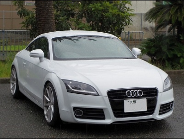 AUDI�@TT�@8J�@��RECARO�i���J���j�V�[�g����