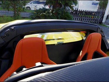 RECARO�i���J���V�[�g�j�@Alfaromeo�i�A���t�@�����I�j�@4C�X�p�C�_�[�Ƀ��J���@�X�|�[�c�X�^�[LL100H ���U�[SE�@�I�����W�@�I�����W�X�e�b�`�@�V���o�[�u���b�N���C���@�~2�r�@����