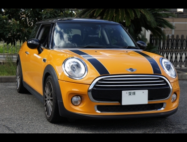 BMW�@MINI�@�N�[�p�[�@F56�@XM15��RECARO�i���J���j�V�[�g����