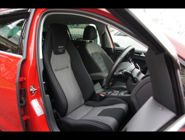 RECARO�i���J���V�[�g�j�@VW�i�t�H���N�X���[�Q���j�@�S���t�@���@���A���g�Ƀ��J���@LX-F�@IM110�@BK�@����