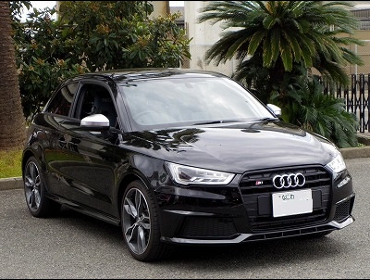 Audi�i�A�E�f�B�j�@S1��RECARO�i���J���j�V�[�g����