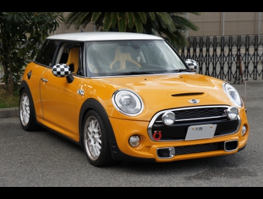 BMW�@MINI�@�~�j�N�[�p�[S�@F56��RECARO�i���J���j�V�[�g����