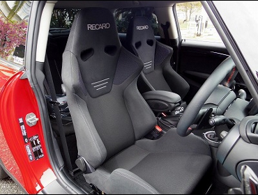 RECARO�i���J���V�[�g�j�@BMW�@MINI�@3DOOR�@F56�@cooperS�Ƀ��J���@SR-6 GK100S�@BK/BK�@�~2�r�@����