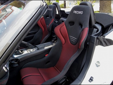 RECARO�i���J���V�[�g�j�@ABARTH 124�X�p�C�_�[�Ƀ��J���@RS-G�@GK�@BK/RED�@�~2�r�@����