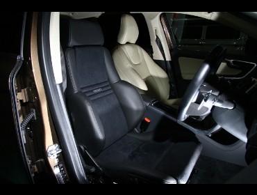 RECARO�i���J���V�[�g�j�@VOLVO�@XC60�@D4�Ƀ��J���@�I���\�y�hDL220HV�@����