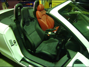 Audi�@A6 avant ��RECARO�i���J���j�X�|�[�c�X�^�[CL100H�@����