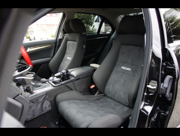 Mercedes Benz�i�����Z�f�X�x���c�j�@C�@W204�@�Ɂ@RECARO�i���J���j�@�G���S���hD�@BK�@����