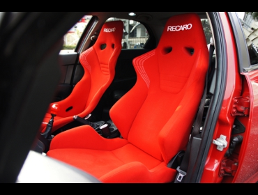 �A���t�@�����I�@156�@�Ɂ@RECARO�i���J���j�V�[�g�@RS-GS�@RED�@���@SR-6�@KK100S�@RED�@����