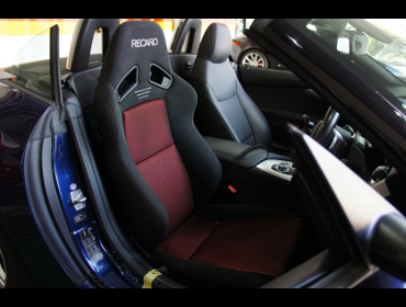 BMW�@Z4�@E89�@�Ɂ@RECARO�i���J���j�@SR-7F�@GK100�@BK/RED�@����