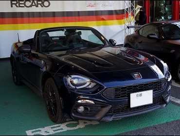ABARTH�@124�X�p�C�_�[�@�Ɂ@RECARO�i���J���j�@�V�[�g����