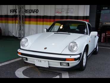 PORSCHE�i�|���V�F�j�@911�@�J�����@1984�@�Ɂ@RECARO�i���J���j�V�[�g����