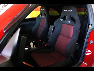 �t�H���N�X���[�Q���iVW�j�@�U�E�r�[�g���@�^�[�{�@�Ɂ@RECARO�i���J���j�@SR-7�@GK100�@BK/RED�@���@SR-7F�@GK100�@BK/RED�@����