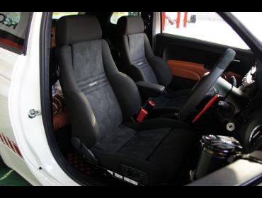 ABARTH�@�A�o���g595�@�Ɂ@RECARO�i���J���j�I���\�y�hAN220HV�@BK�@�~2�r�@����