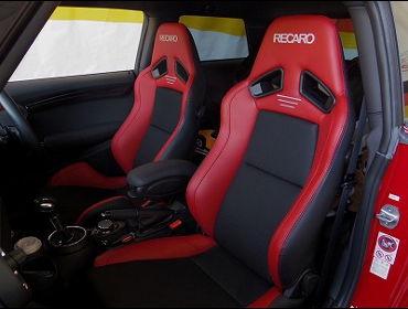 BMW�@�~�j�@F56�@�Ɂ@RECARO�i���J���j�@SR-7�@Lassic�@RED�@�V�[�g�q�[�^�[�t���@���@SR-7F�@Lassic�@RED�@����