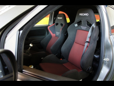 ABARTH�@�A�o���g595�@�Ɂ@RECARO�i���J���j�@SR-6�@GK100S�@BK/RED�@�V�[�g�q�[�^�[�t���@���@SR-7�@GK100�@BK/RED�@����