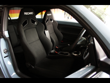 VW�i�t�H���N�X���[�Q���j�@�U�E�r�[�g���@�Ɂ@RECARO�i���J���j�@SR-7F�@KK100�@BK�@�~2�r�@����