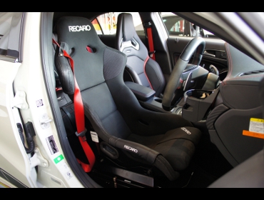 RECARO�i���J���V�[�g�j�@Mercedes Benz�i�����Z�f�X�x���c�j�@AMG�@A45�@EDITION1�@W176�i2013�N�j�@�Ɂ@RECARO�i���J���j�@SP-G�VKK�@����