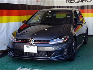 VW�@AUCHH�@�Ɂ@RECARO�i���J���j�@SR-6�@KK100S�@BK�@�~2�r�@����