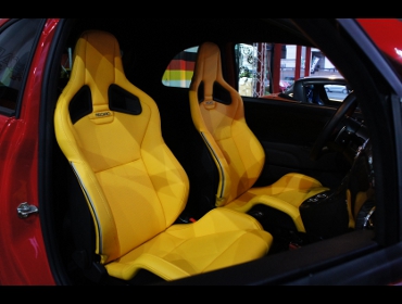 �t�B�A�b�g�@�A�o���g�@�g���u�[�g�t�F���[��695�@�Ɂ@RECARO�i���J���j�@�X�|�[�c�X�^�[LL100H���U�[SE�@Yellow�@�~2�r�@����
