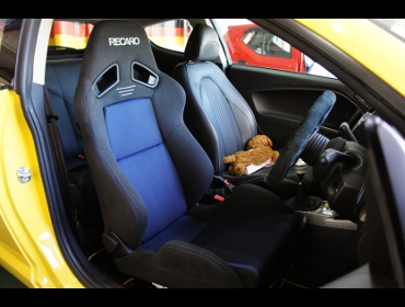 RECARO�i���J���V�[�g�j�@�A���t�@�����I�@Mito�@955141�i2009�N�j�@�Ɂ@RECARO�i���J���j�@SR-7�@GK100�@BK/BL�@����