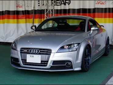 Audi�@TT�@8J�i2011�N�j�@�Ɂ@RECARO�i���J���j�@SP-GT�U�@���@RS-G�@����