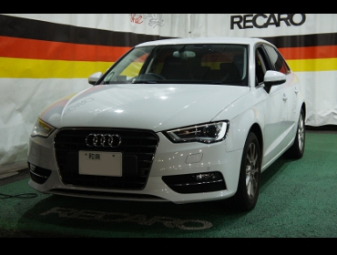 Audi�@8V�@�Ɂ@RECARO�i���J���j�@SR-6�@GK100S�@BK/SIL�@�V�[�g�q�[�^�[�t���@����