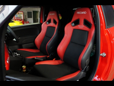 ABARTH�@�A�o���g595�@�Ɂ@RECARO�i���J���j�@SR-7F�@Lassic�@RED�@�V�[�g�q�[�^�[�t���@�~���E�@����