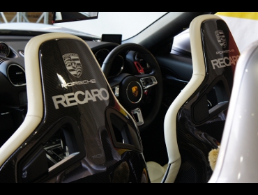 RECARO�i���J���V�[�g�j�@PORSCHE�i�|���V�F�j�@718�{�N�X�^�[�i2017�N�j�@�Ɂ@RECARO�i���J���j�@�X�|�[�c�X�^�[Ll100H���U�[SE�@�z���C�g���U�[�iBK/SI�����C���j�@�o�b�N�J�[�{���V�F���@�~���E�@����