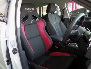 RECARO�i���J���V�[�g�j�@Audi�@A3�@8V�@�Ɂ@RECARO�i���J���j�@SR-7F�@����A�h�o���X�G�f�B�V����2019�@RED�@����
