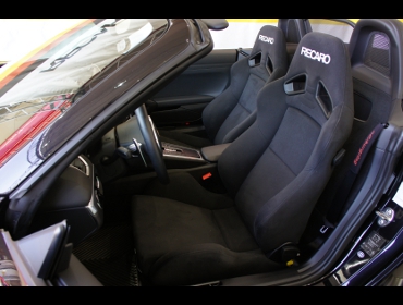 RECARO�i���J���V�[�g�j�@�|���V�F�@�{�N�X�^�[981�i2014�N�j�@�Ɂ@RECARO�i���J���j�@SR-7�@KK100�@BK�@�V�[�g�q�[�^�[�t���@���@SR-7F�@KK100�@BK�@����