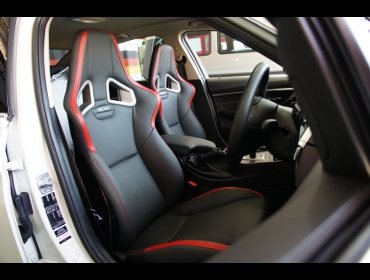 BMW�@340i�@F30�i2017�N�j�@�Ɂ@RECARO�i���J���j�@SP-X�@AVANT�@LL210�@�V�[�g�q�[�^�[�t���@�~���E�@����