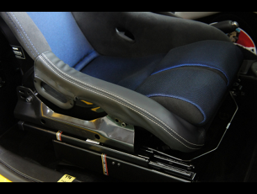 �A�o���g�@595 competizione�@ABA-31214T�i2017�N�j�@�Ɂ@RECARO�i���J���j�@RS-G�@GK�@BK/�u���[�@����