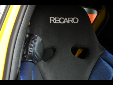 �A�o���g�@595 competizione�@ABA-31214T�i2017�N�j�@�Ɂ@RECARO�i���J���j�@RS-G�@GK�@BK/�u���[�@����
