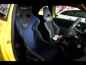 �A�o���g�@595 competizione�@ABA-31214T�i2017�N�j�@�Ɂ@RECARO�i���J���j�@RS-G�@GK�@BK/�u���[�@����