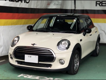 BMW�@�~�j�N�[�p�[�@F55�@�Ɂ@RECARO�i���J���j�@�X�|�[�c�X�^�[�@GK100H�@BK�@����