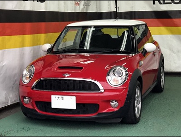 BMW�@�~�j�N�[�p�[S�i2008�N�j�@�Ɂ@RECARO�i���J���j�@SR-7�@GK100�@BK/BL�@����