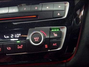 BMW�@M4�@F82�i2017�N�j�@�Ɂ@RECARO�i���J���j�@�X�|�[�c�X�^�[CL210H�@RED�@����