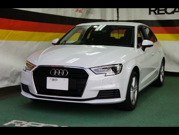 AUDI�@A3�@8V�@�Ɂ@RECARO�i���J���j�@SR-7�@KK100�@BK�@�V�[�g�q�[�^�[�t���@����