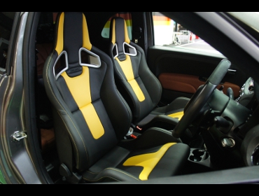 �A�o���g�@�R���y�e�B�c�H�[�l�i2019�N�j�@�Ɂ@RECARO�i���J���j�@�X�|�[�c�X�^�[�@���~�e�b�h�G�f�B�V����2�@�C�G���[�@�~���E�@����