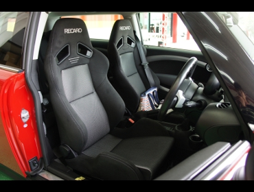 BMW�@MINI�@R56�@�Ɂ@RECARO�i���J���j�@SR-7�@GK100�@BK/SIL�@����