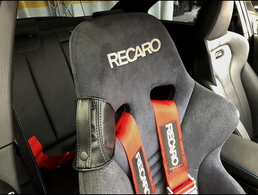 BMW�@M2�@�R���y�e�B�V�����@CBA-2U30�@F87�i�i2019�N�j�@�Ɂ@RECARO�i���J���j�@RS-G�@�A���J���^�[���@�V�[�g�q�[�^�[�t���@����