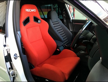 VW�@�S���tV�@GTI�@1KAXX�i2008�N�j�@�Ɂ@RECARO�i���J���j�@SR-7�@KK100�@RED�@����