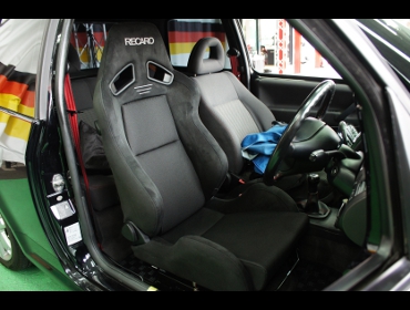 VW�@���|�@�Ɂ@RECARO�i���J���j�@SR-7�@GU100�@BK�@����