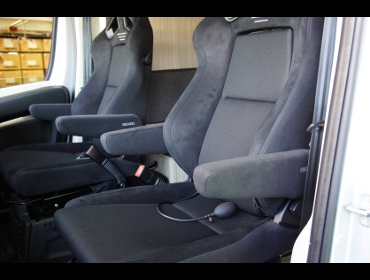 20201110_ducato_3.jpg (69414 �o�C�g)