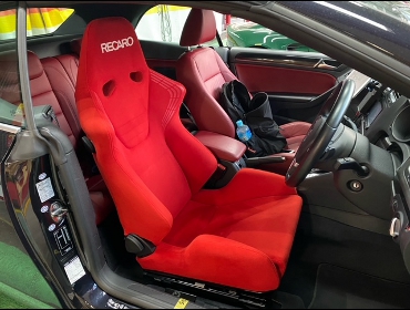 VW�@�S���t6�@1KCAVK�i2011�N�j�@�Ɂ@RECARO�i���J���j�@SR-6�@KK100S�@RED�@����