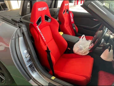 BMW�@Z4�@E89�i2010�N�j�@�Ɂ@RECARO�i���J���j�@SR-7F�@KK00�@RED�@�~���E�@����