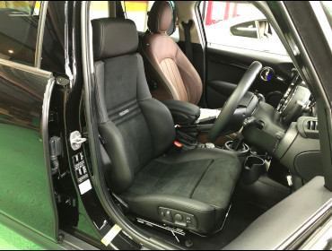 BMW�@MINI�@5Door�@cooperD�@F55�i2019�N�j�@�Ɂ@RECARO�i���J���j�@�I���\�y�hDL220HV�@����