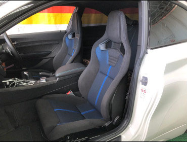 BMW�@M2�@F87�i2018�N�j�@�Ɂ@RECARO�i���J���j�@�N���X�X�|�[�c�X�^�[�@GK100H�@BK/�u���[�@�~���E�@����