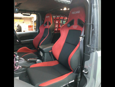 �W�[�v�@�����O���[�@JL36S�@�Ɂ@RECARO�i���J���j�@SR-7�@GU100H�@RED�@�V�[�g�q�[�^�[�t���@���@SR-7F�@GU100H�@RED�@�V�[�g�q�[�^�[�t���@����